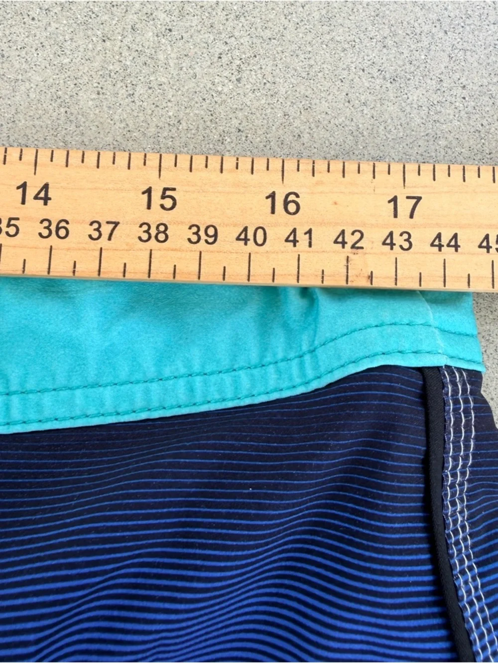 Rip Curl Surf Craft Mens Board Shorts Sz 33 Striped Swim Trunks Resort Vacation